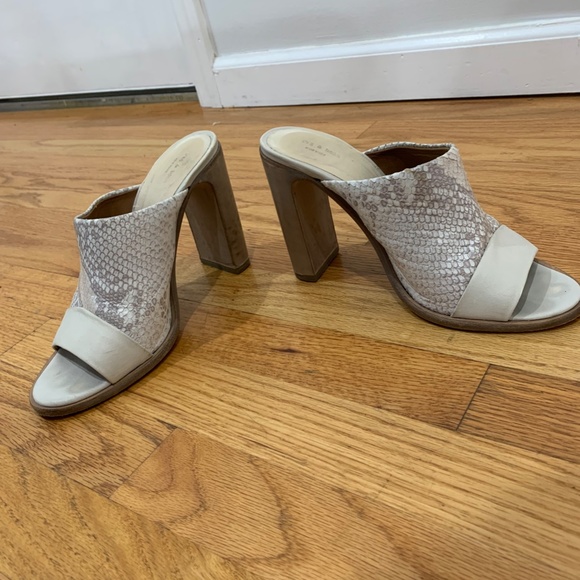 Rag & Bone Tristan Snake Print Mule Sandal Shoe Sz 9.5 White Python Leather 39.5 - Picture 10 of 16